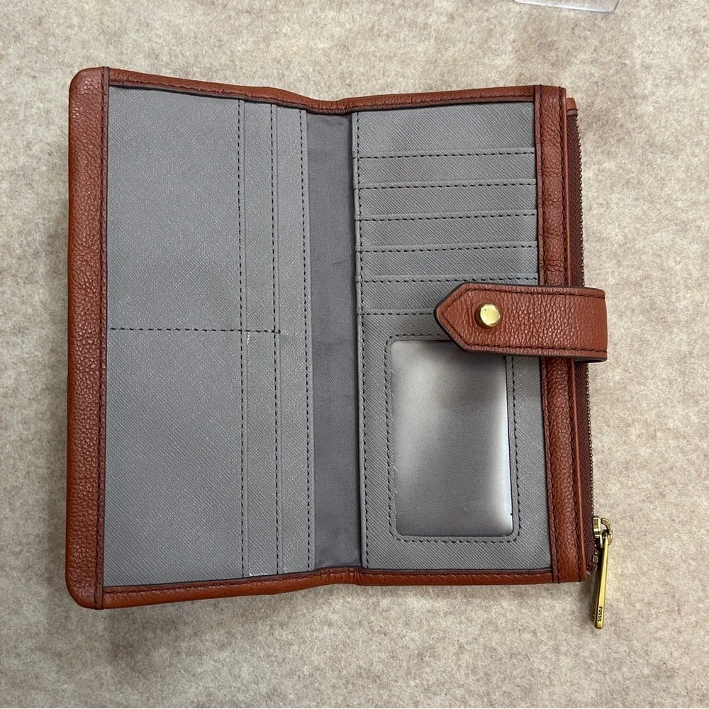 Fossil Lainie Multifunction Brown Pebbled Leather Long Wallet